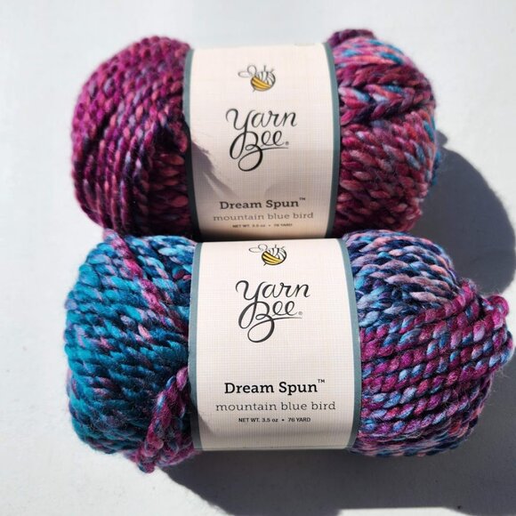 NEW 2X Bundle Soft Yarn Bee Bulky for Crocheting Knitting Soft Skeins 152 Yards - Picture 1 of 11